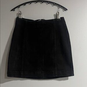 Woman’s Wild Fable Black Mini Skirt 2